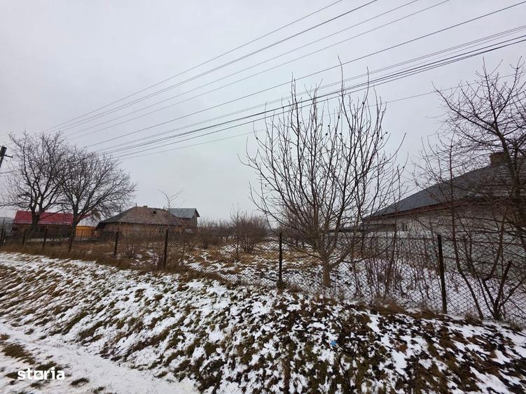 Teren Trife?ti, intravilan, zona centrala, 1.700 mp, deschidere 38 ml - 1