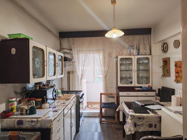 Apartament 3 camere str Emil Racovita