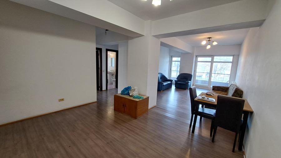 APARTAMENT 3 CAMERE - SUPRAFATA GENEROASA - 1