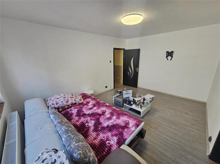 Resita, 2 Cam. Renovat, Micro 3 - 22