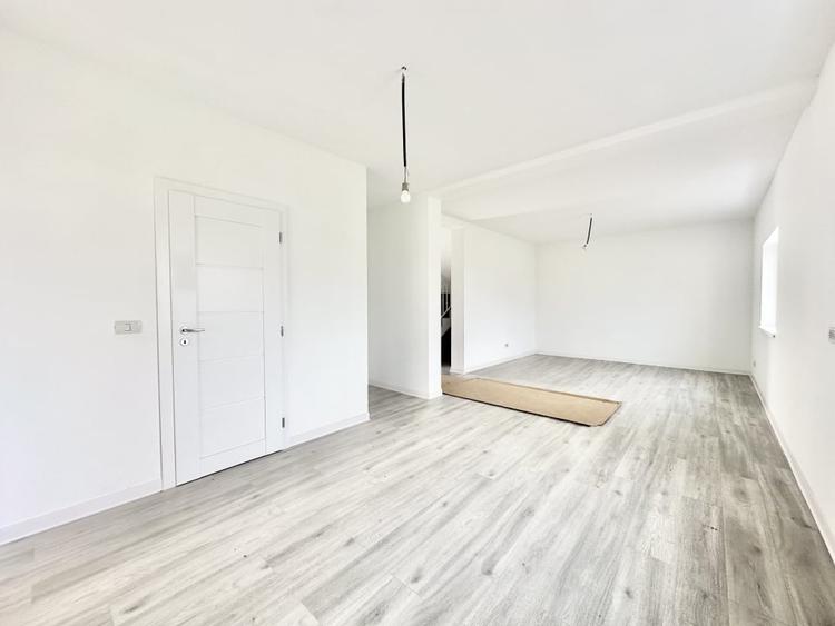 Casa individuala cu 5 camere si teren de 600mp - Mosnita Noua - 6