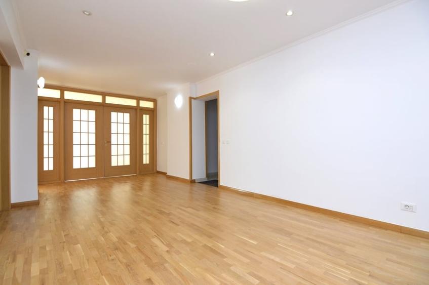 VANZARE APARTAMENT 4 CAMERE UNIRII – SPLAIUL UNIRII - 4