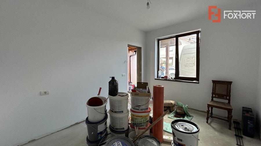 Duplex cu 4 camere de vanzare in Sanandrei la asfalt - 16