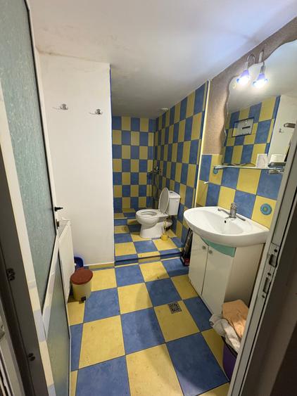 Casa de vânzare - Constanta - 6 CAMERE-147 mp. totali ( fără curtea interioară) - 26