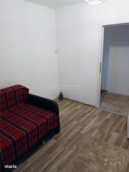 Apartament 2 camere ultracentral in Moldova Noua - 4