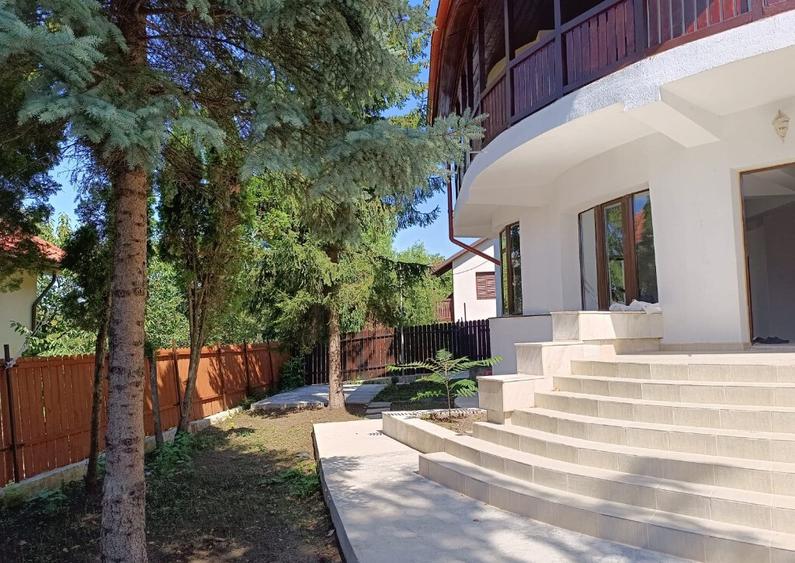 Casa/cladire (spa?iu comercial) de inchiriat Iasi zona Motel Bucium - 4