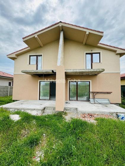 MT129 Duplex, 4 camere, P+1E, Sanandrei MT129 Duplex, 4 camere, P+1E, Sanandrei