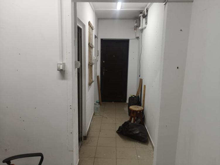 OCAZIE ! GARA 2 CAMERE TRANSFORMAT IN SPATIU COMERCIAL, IDEAL BIROURI / CABINETE - 7