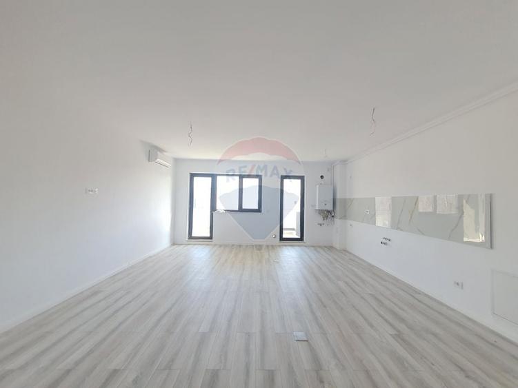 Apartament cu 2 camere de v&acirc;nzare &icirc;n bloc nou zona Mioritei - 3