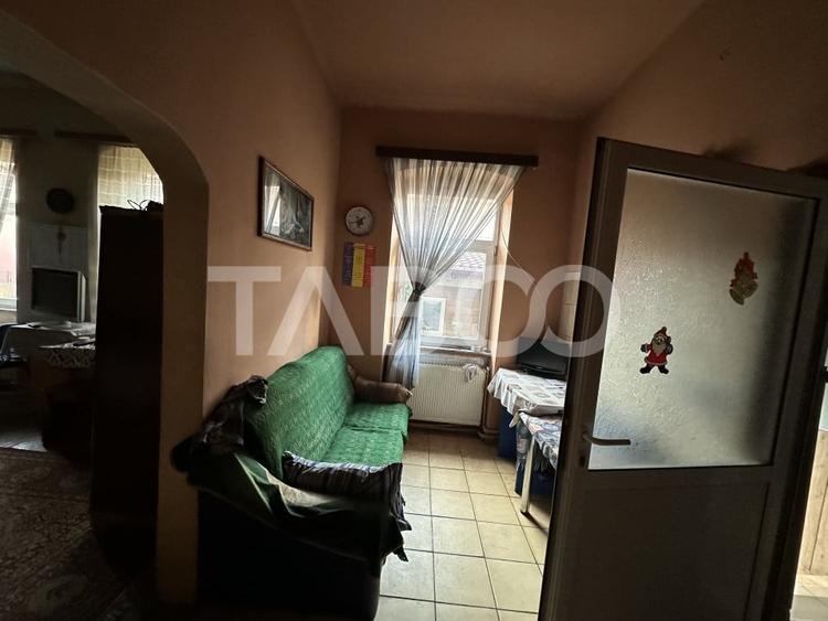 Casa de vanzare cu 5 camere in Sercaia Judetul Brasov - 9