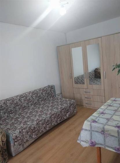 Garsoniera cu balcon etaj 2 zona Stadion - 2