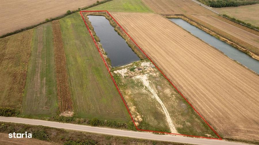 Teren extravilan Santaul Mic cu luciu de apa - 2