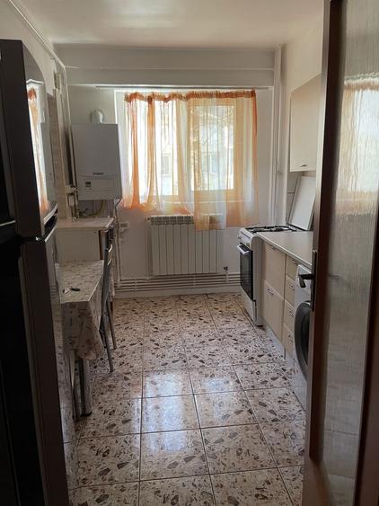 Inchiriez apartament zona nae leonard - 2