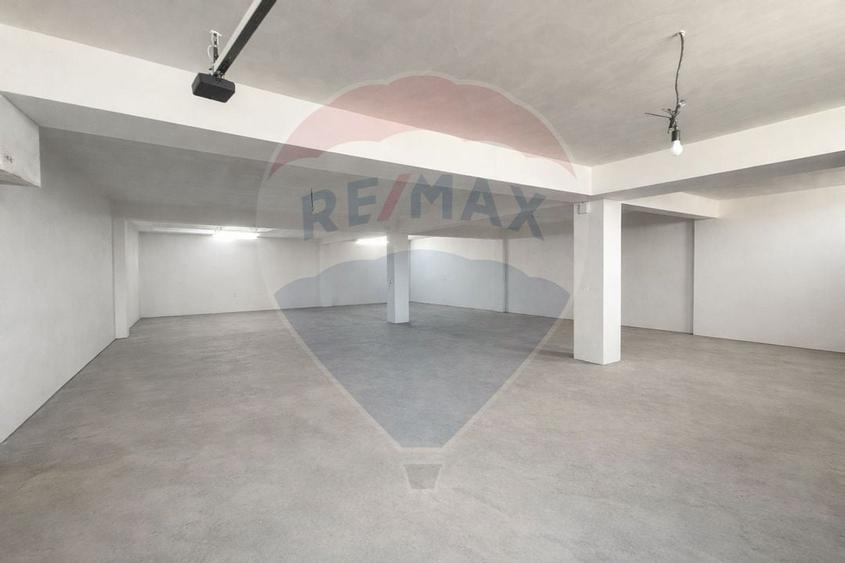 Spatiu  tehnic de vanzare- 170 mp - 2