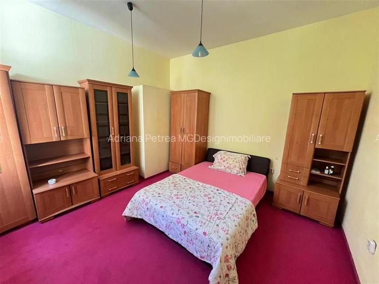 Apartament cu 2 camere semidecomandat în P-ța Maria Apartament cu 2 camere semidecomandat în P-ța Maria