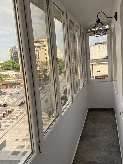 Inchiriez apartament cu 2 camere ultracentral - 1