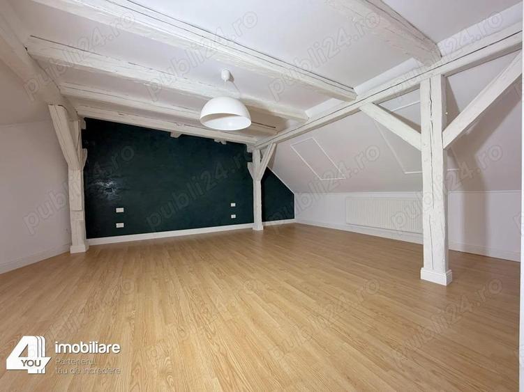 Casa S+P+M zona Ultracentrala la curte cu 2 vecini, recent renovata - 10