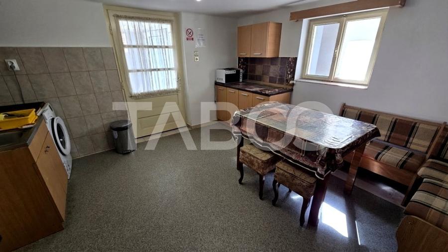 Casa individuala de vanzare 3 camere 2 bai si garaj Piata Cluj - 13