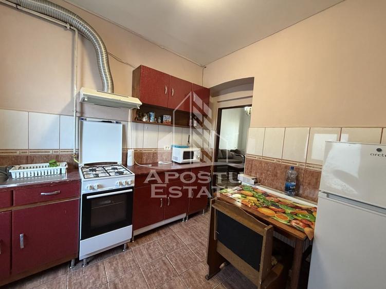 Apartament 1 cameră , Centrala proprie , 33 mp , Complexul Studențesc - 5