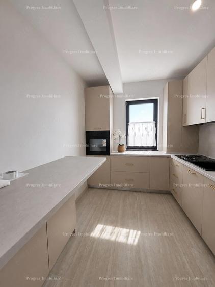 Ap 2 camere decomandat, 53 mp, bucatarie inchisa, loc de parcare inclus - 95.000 Euro - 2