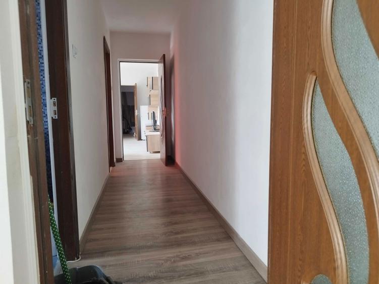 Apartament de vanzare - 5