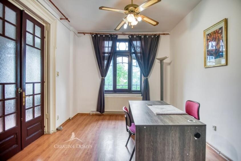 Vila cu 7 camere, 186 mp utili - Piata Muncii - 2