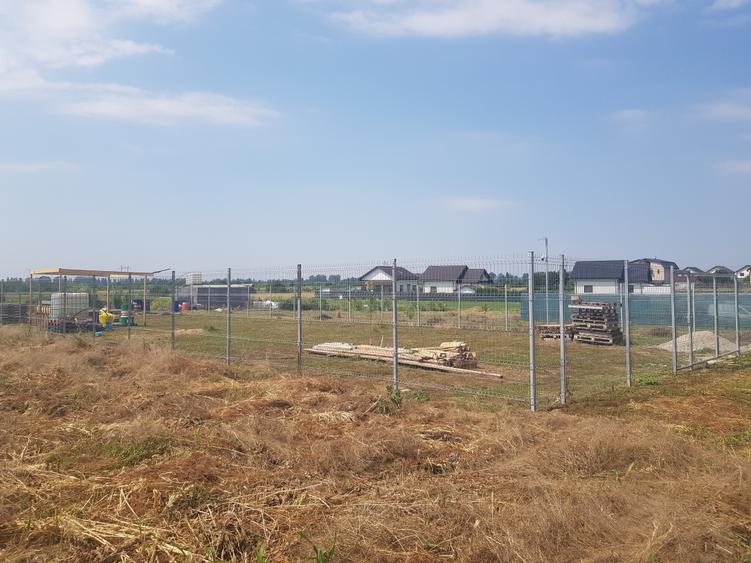 Loturi de teren parcelat, Sabareni, intravilan, 620-650 mp - 15