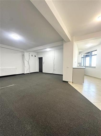 Spatiu Comercial 70 mp, Etaj 3, zona Brotacei - 5