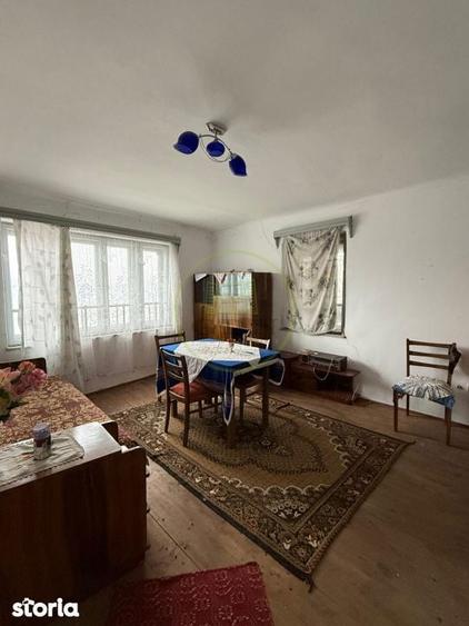 Casă cu 2 camere cu Teren 800 Mp în Mândra