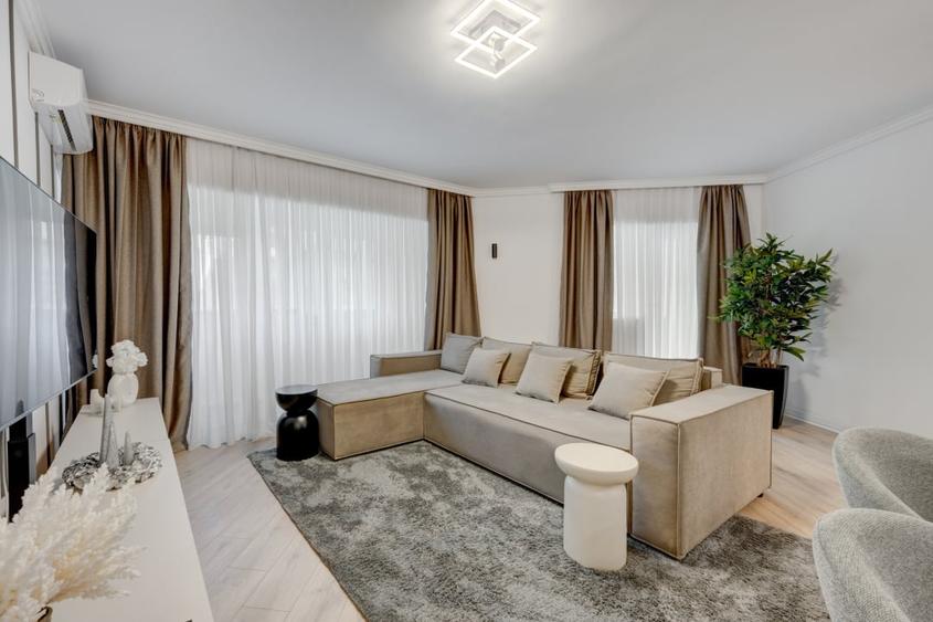 Apartament cu 3 camere decomandat, mobilat în Universitate