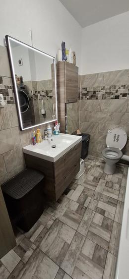 Apartament cu 2 camere decomandat în Florești