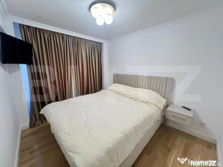 Apartament cu 3 camere semidecomandat în Central