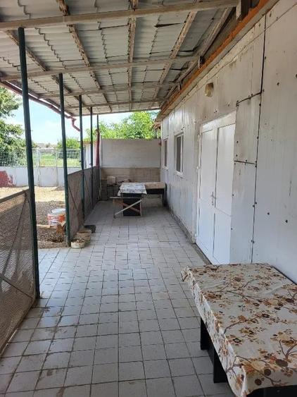 Casă cu 5 camere în Banloc
