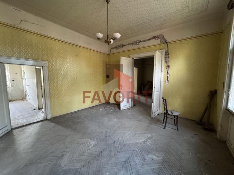 Casă individuală cu 4 camere cu Canalizare în Elisabetin