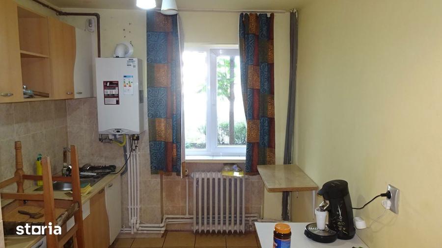 Apartament cu 2 camere semidecomandat în Gojdu