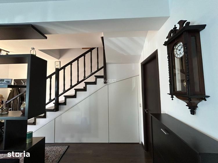 Casă cu 4 camere cu Teren 175 Mp în Central