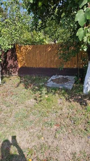 Teren de 2700 mp, în Bogați