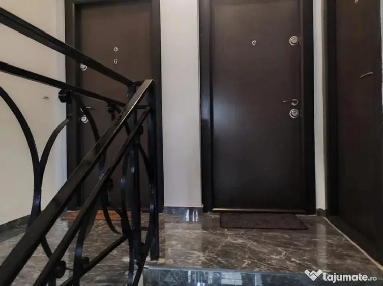 Se vinde apartament pod cu suprafata de 275 mp Floresti - 5