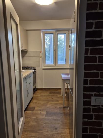 Apartament cu 2 camere semidecomandat în Dristor