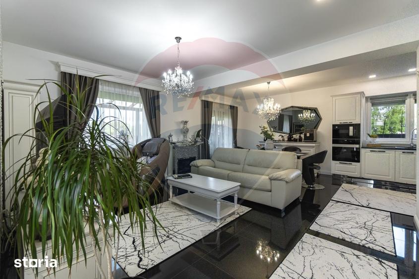 Casă cu 5 camere cu Teren 440 Mp în Bartolomeu
