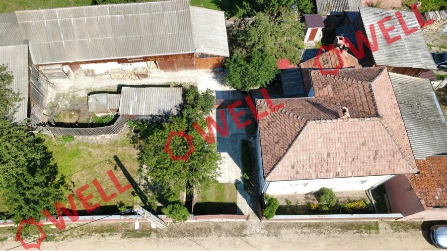 Casă cu 2 camere cu Teren 1382 Mp în Turia