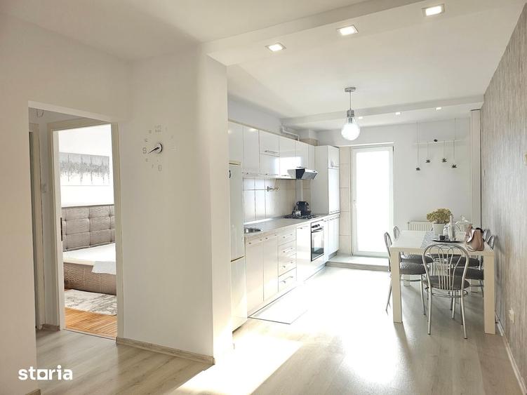 Apartament cu 3 camere decomandat în Central