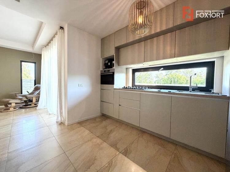 Duplex cu 4 camere cu Teren 430 Mp în Sânandrei