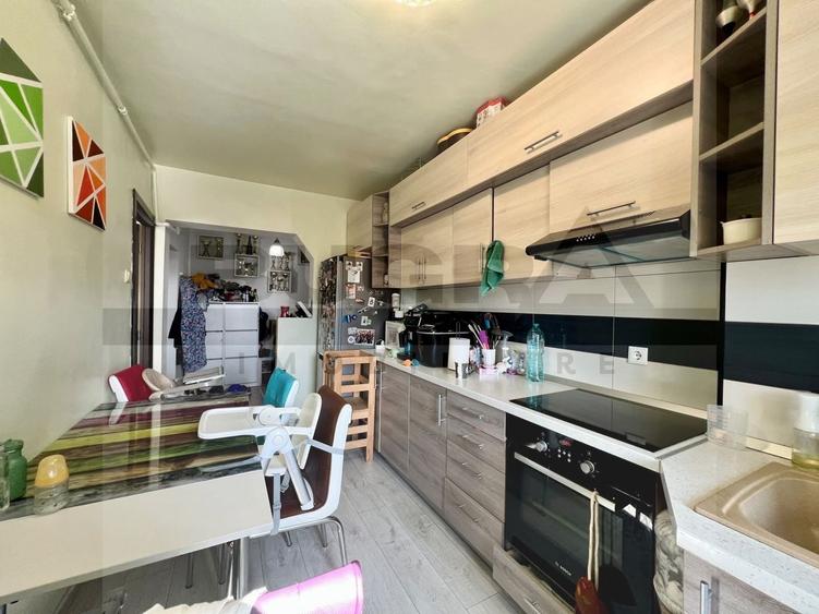Apartament cu 3 camere decomandat în Mărăști