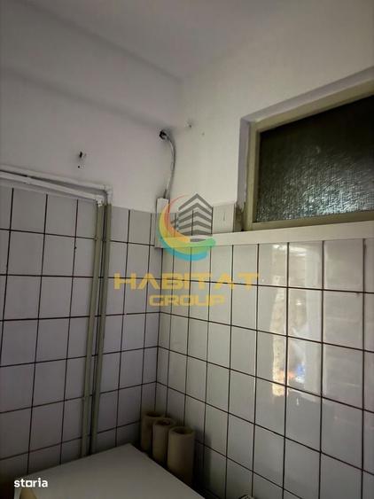 Spațiu comercial, de 200 mp, în Central