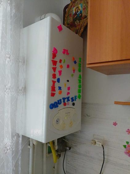 Apartament cu 2 camere semidecomandat în Râșca