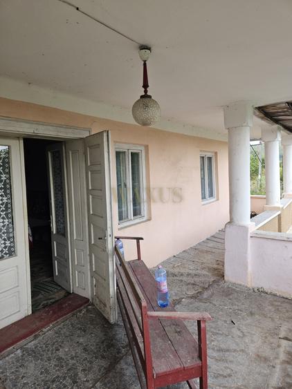 Casă individuală cu 2 camere cu Teren 2900 Mp în Ilișua
