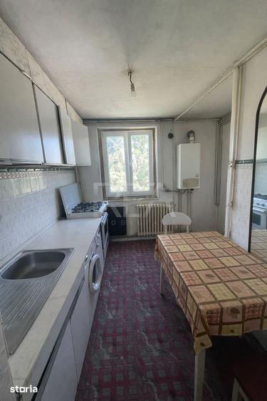 Apartament cu 4 camere decomandat în Titan