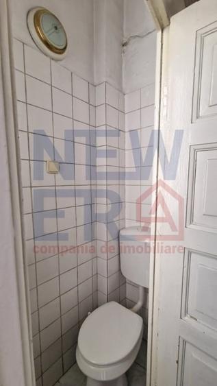 Casă individuală cu 15 camere cu Canalizare în Unirii