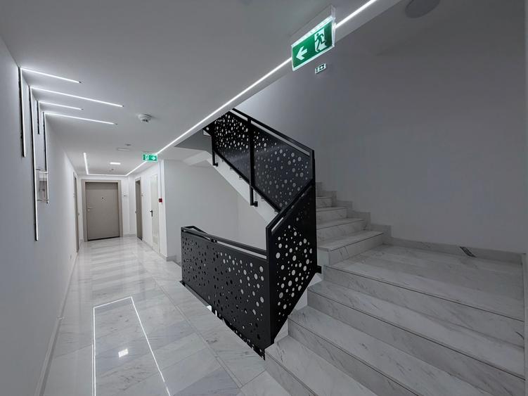 Apartament cu 2 camere semidecomandat în Aviației
